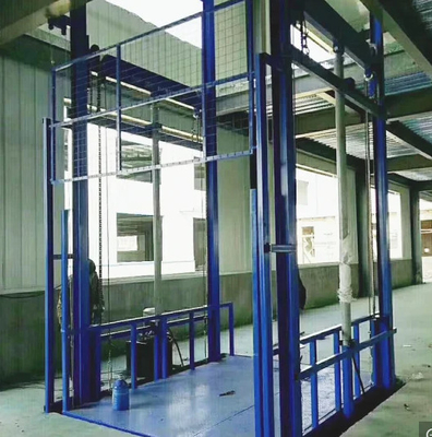 1000kg Fracht-Aufzugs-Tür der Kapazitäts-3kw automatische für Industriegebäude
