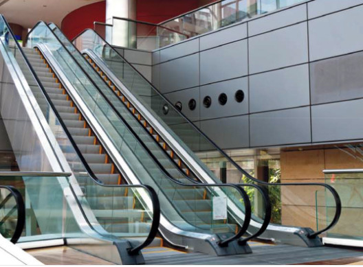 9000 Person/Stunde horizontale beweglicher Weg-Rolltreppen-Treppen-für Schritt des Ausgangs0.8m