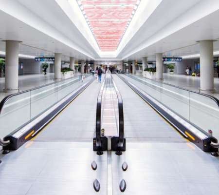6 Grad-beweglicher Gehweg Wechselstrom-Innenantriebs-im Freien flache Rolltreppe im Flughafen